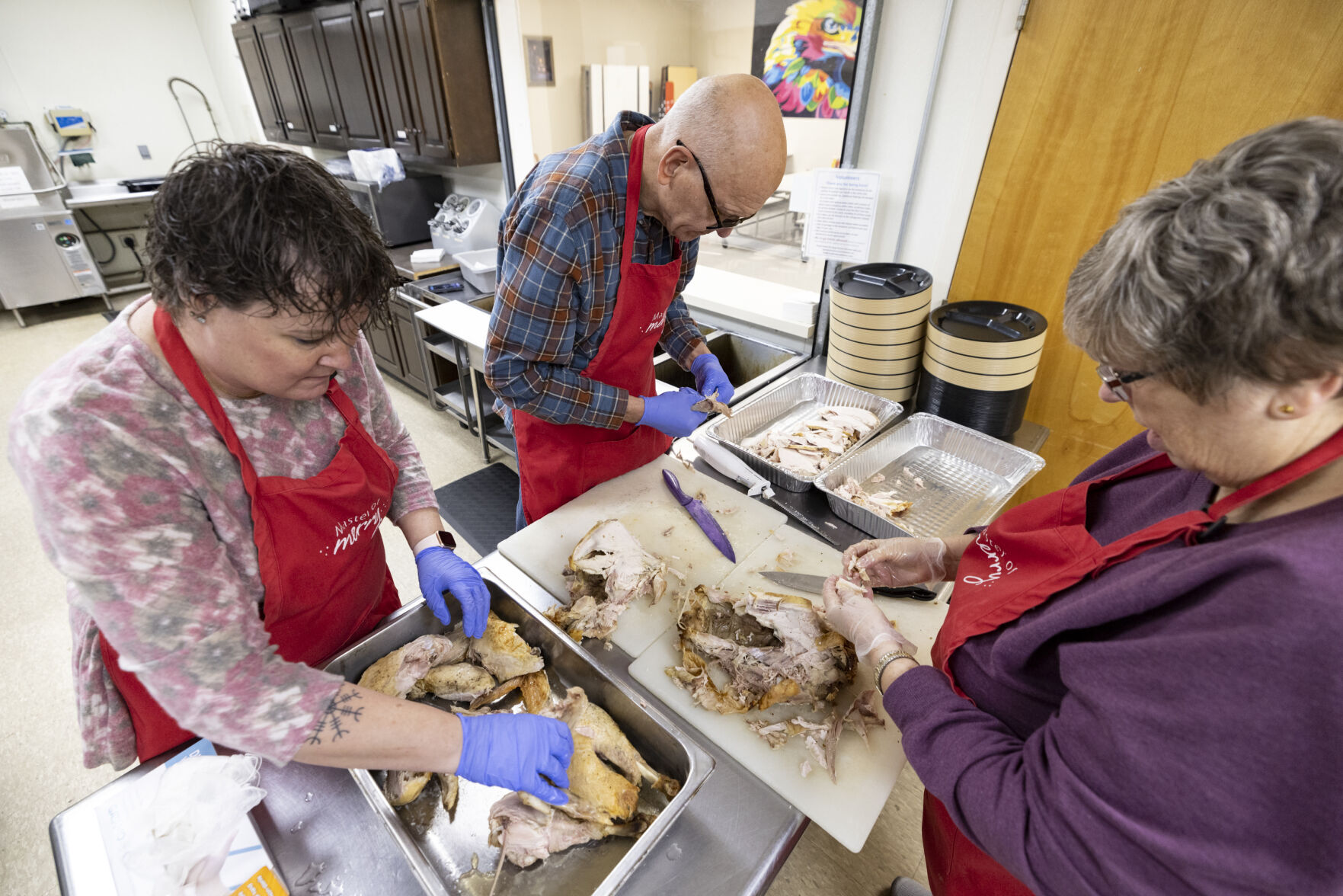 Siouxland Soup Kitchen volunteers prepare for Thanksgiving